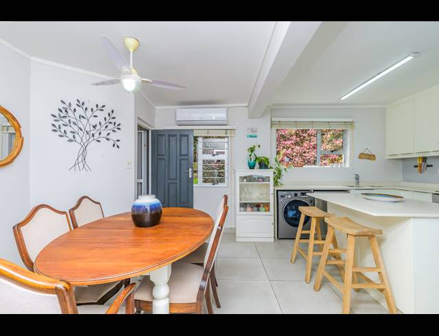 3 BEDROOM APARTMENT FOR SALE IN NEWSEL BEACH